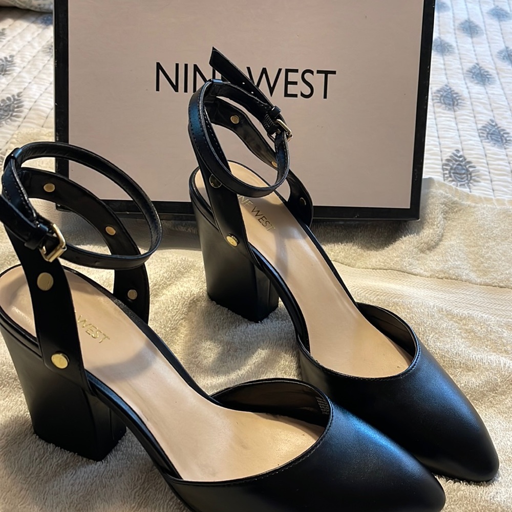 Great Condition, Almost New . Used Only Once. - image 1